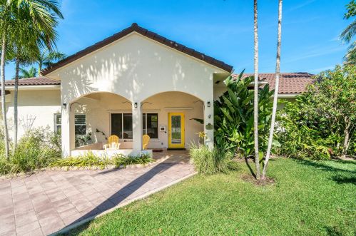 201 4th St, Boca Raton FL  33432-4033 exterior