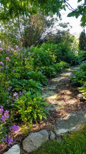 1201 Flambeau St, Manitowoc WI 54220-6548 exterior