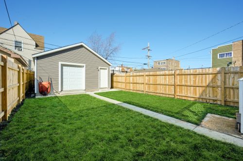 2038 Kildare Ave, Chicago IL 60803-2105 exterior