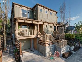 7156 Burlington Ave, Portland OR  97203-4815 exterior