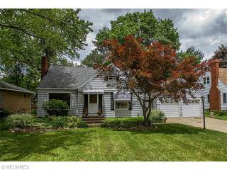 6219 Brookside Rd, Cleveland, OH 44131-6307