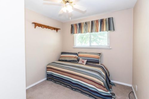 1438 Homecrest Dr, Saint Louis MO 63127-1124 exterior