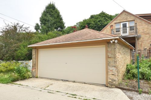 3149 51st Blvd, Milwaukee WI  53216-3233 exterior