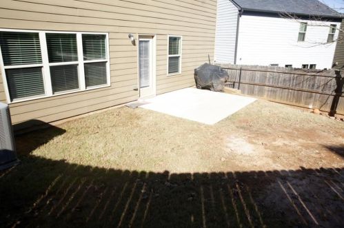 3920 Kingfisher Dr, Atlanta GA 30349-1986 exterior