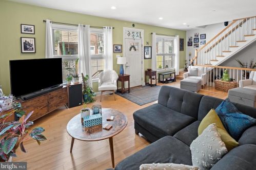 226 Ellsworth St, Philadelphia PA 19146-2826 exterior