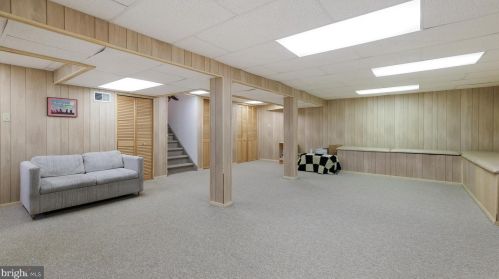 157 Pheasant Ln, Huntingdon Valley PA 19006-3105 exterior