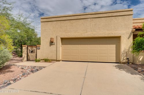 1035 Camino Diestro, Tucson AZ 85704-7694 exterior