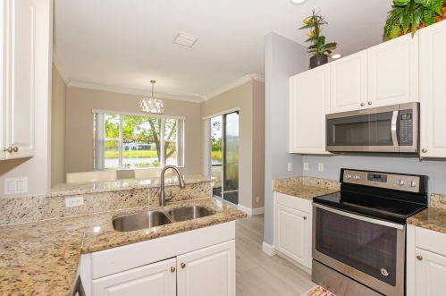 2582 Marshfield Ct, Fort Pierce FL 34953-4369 exterior