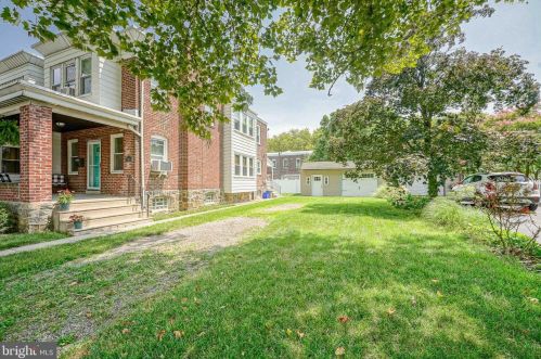 7017 Glenloch St, Philadelphia PA 19135-2223 exterior