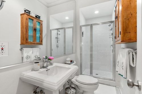 1287 Mclendon Ave, Atlanta GA 30307-2047 exterior