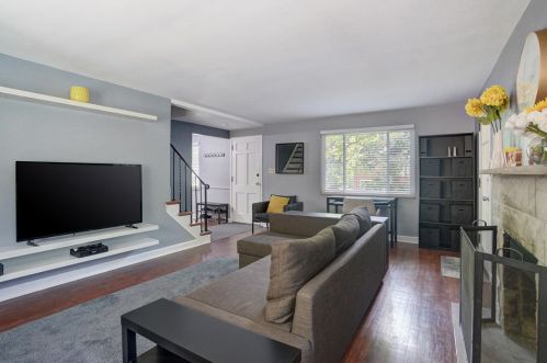 2617 Blackridge Ave, Pittsburgh PA 15235-4130 exterior