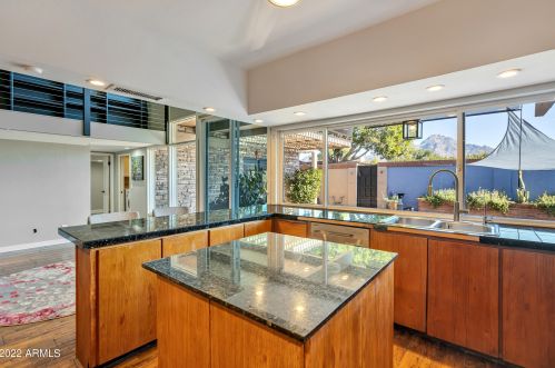 7217 13 Pl, Phoenix AZ 85014-1423 exterior