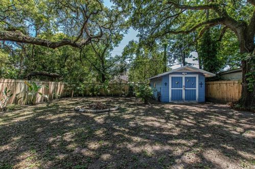 905 Cayuga St, Tampa FL 33603-4216 exterior