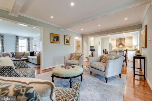 2122 Rampart Dr, Alexandria VA exterior