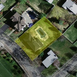 60 Peregrine Rd, Newton MA 02459-3441 aerial view