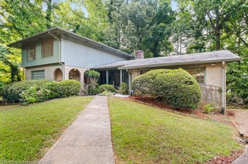 2924 Cherry Blossom Ln, Atlanta, GA 30344-3918