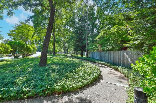 3116 Collingswood Dr, Folsom CA  95762-6214 exterior