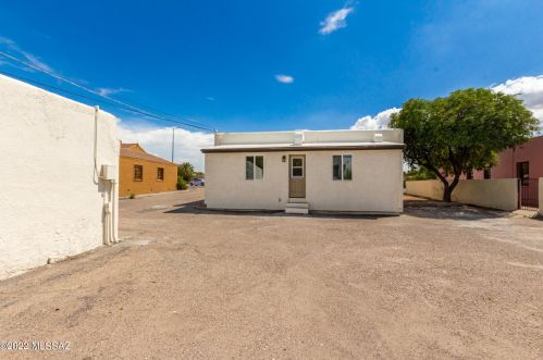 2109 Grant Rd, Tucson AZ  85719-3412 exterior