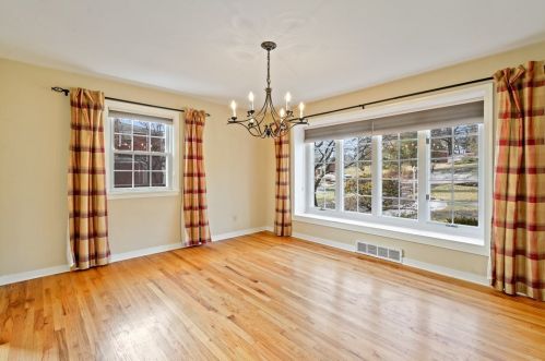 57 Locksley Dr, Pittsburgh PA  15235-5117 exterior