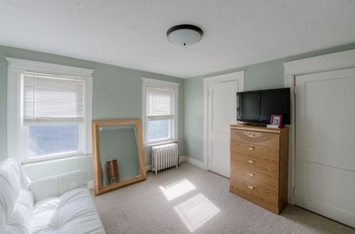 22 Fairhaven Rd, Worcester MA 01606-3114 exterior