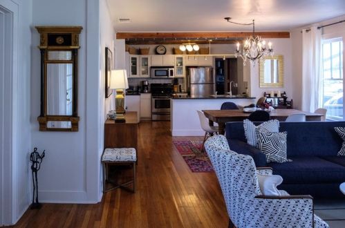 1301 28th St, Austin TX  78722-2305 exterior