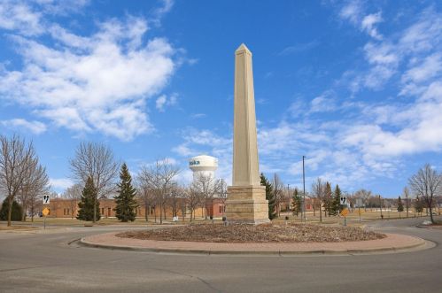 114200 Hundertmark Rd, Chaska MN 55318-4555 exterior