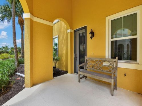 1466 Borghese Ln, Naples, FL 34114-7899