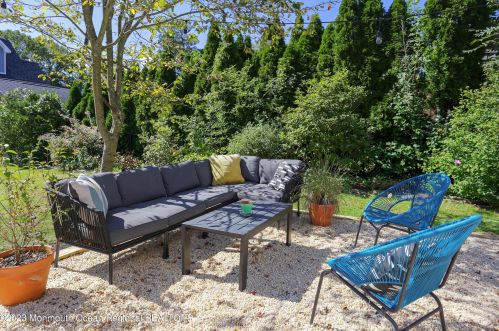 198 Monmouth Ave, Atlantic Highlands NJ  07716-2220 exterior