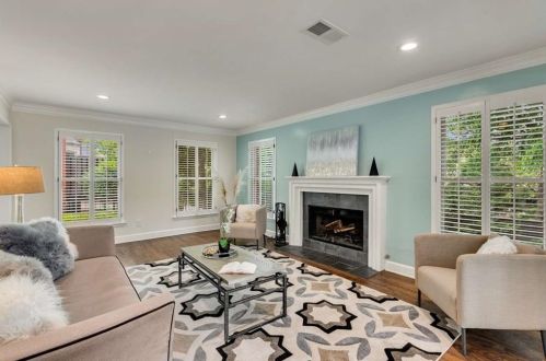 801 Defoors Ml Cir, Atlanta GA 30318-2392 exterior