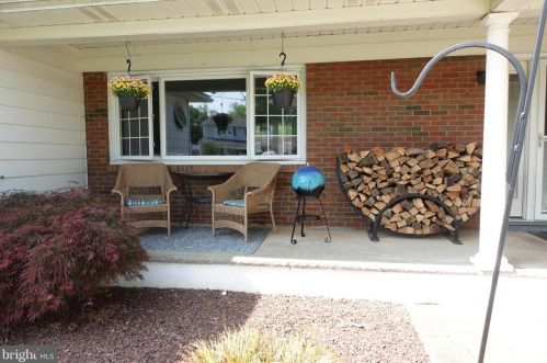 245 Bentley Ave, Trenton, NJ 08619-3723