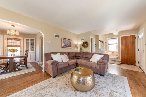 2408 89, Milwaukee WI 53227-4524 exterior