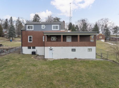 111 Sycamore Dr, Pittsburgh PA  15235-1965 exterior