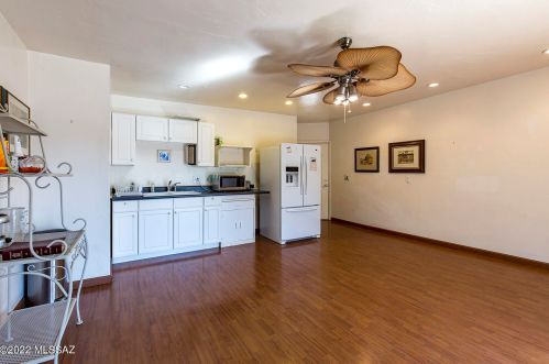 1424 Chapala Dr, Tucson AZ  85704-2037 exterior