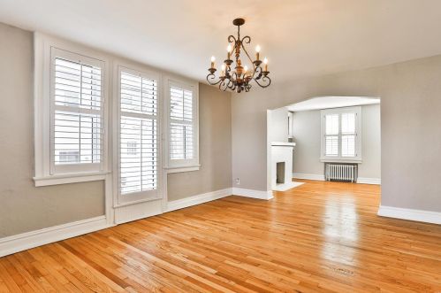 7037 Cornell Ave, Saint Louis MO 63130-2304 exterior