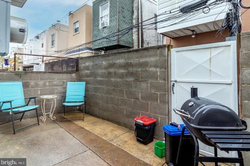 2620 17 St, Philadelphia PA 19132-3929 exterior