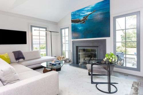 61 Morningside Dr, Greenwich CT 06830-6740 exterior