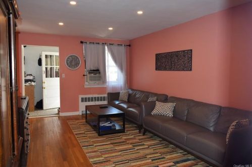 1628 Fowler Ave, Bronx NY 10462-3406 exterior