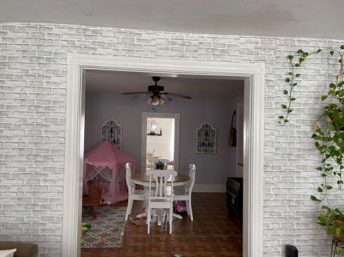 275 Diamond Hl Rd, Woonsocket RI 02895-1504 exterior