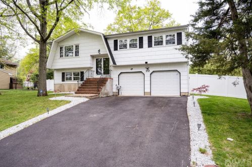 10 Boxwood Rd, Piscataway, NJ 08854-5902