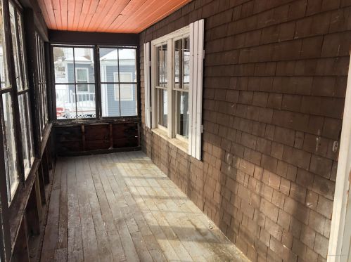 52 Newton St, Portland ME 04103-1525 exterior