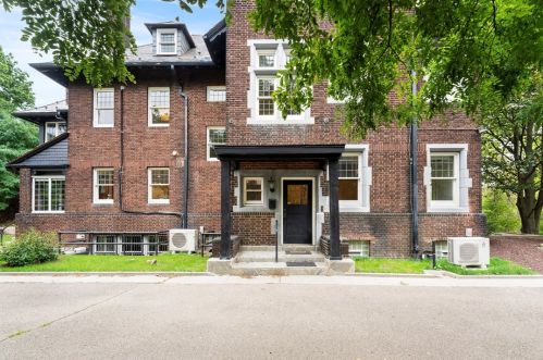 5325 Wilkins Ave, Pittsburgh PA  15217-1022 exterior