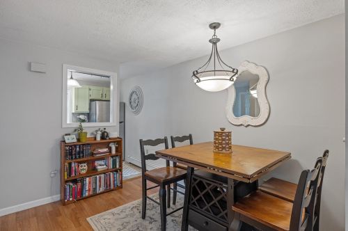 18 Great Fls Dr, Concord NH 03303-1594 exterior