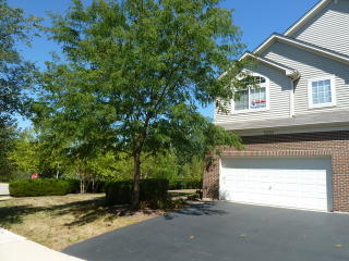 2230 Stoughton Dr, Aurora IL  60502-6246 exterior