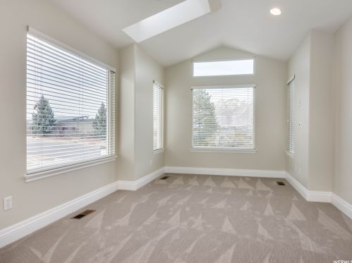 8616 Cima Dr, Sandy UT 84093-7060 exterior