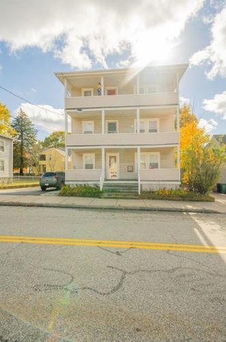 363 Logee St, Woonsocket RI 02895-6031 exterior