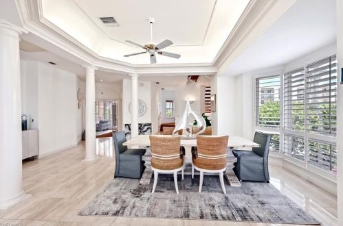 30 Casa Mar Ln, Naples FL 34103-3685 exterior