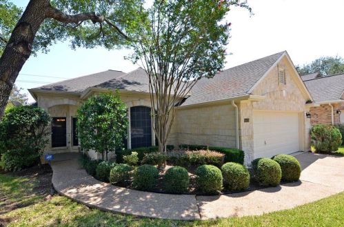 5020 China Garden Dr, Austin TX  78730-3578 exterior