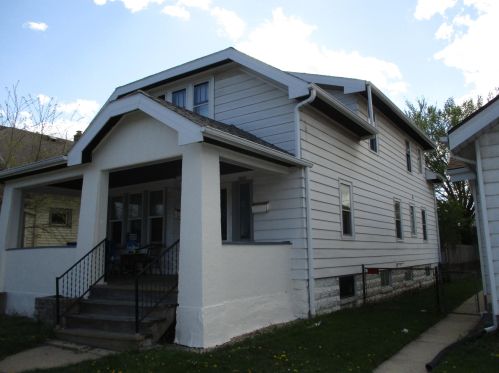 1511 60th St, Milwaukee, WI 53208-2153