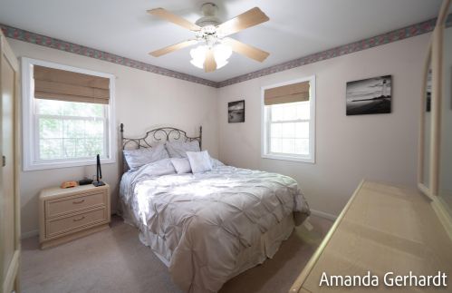 215 Mcconnell Ave, Meskegon MI 49445-2762 exterior