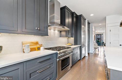 1012 8 St, Washington DC 20002-3621 exterior